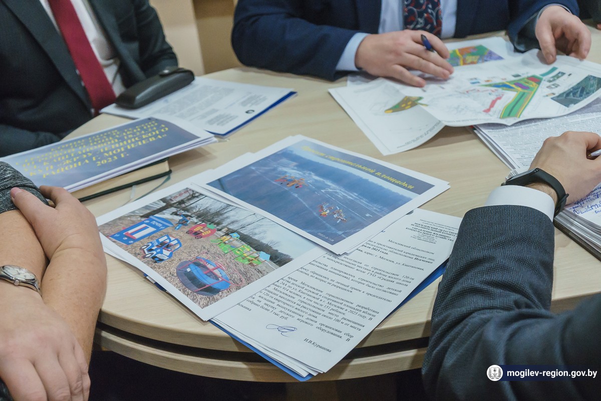 Анатолий Исаченко: людям нужен компетентный, грамотный ответ – аргументированно и без заигрываний