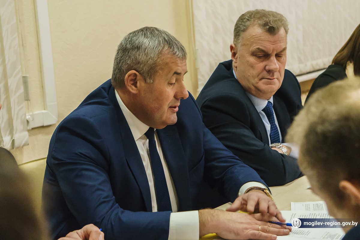 Личный прием граждан провел председатель облисполкома Анатолий Исаченко в Могилеве
