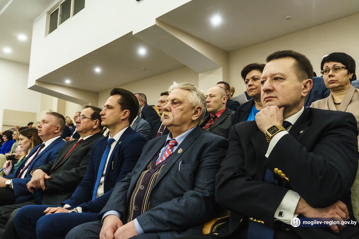Мнениями поделились участники встречи по обсуждению приоритетов регионального развития Могилевской области на 2023 год
