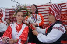 Александрия собирает друзей