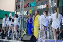 Концерт возле «Атриума»