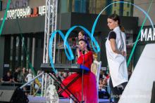 Концерт возле «Атриума»