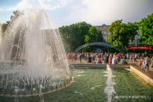 Танцевальный вечер отдыха у фонтанов